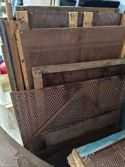 Продавам сита за Петкус