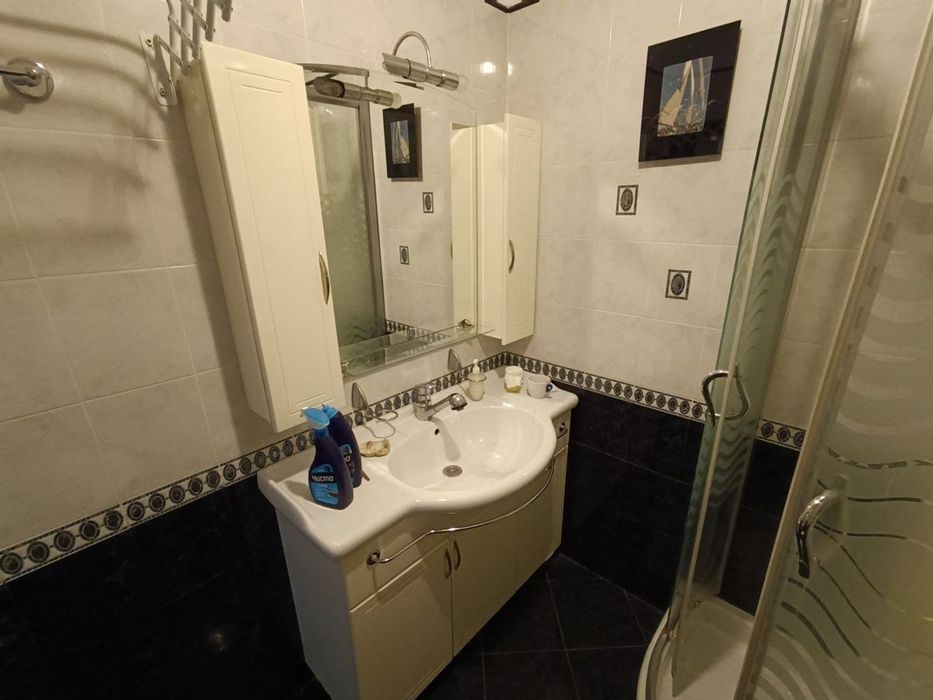 Дава се под наем Едностаен апартамент в София, Център - 50 кв.м за 550 € - Снимка #8