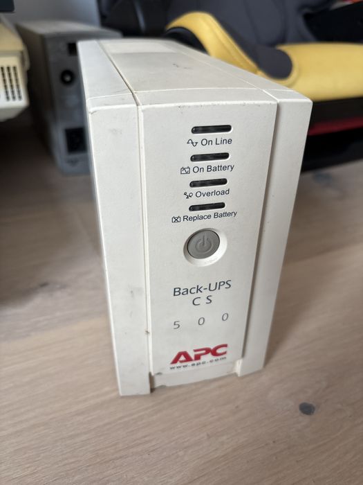 UPS APC Back-UPS 500, 230V