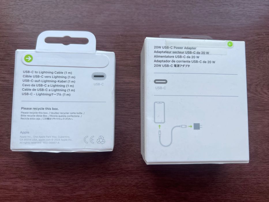 Apple adapter 20w USB-C fast charger 
Кабель Usb-C (1m) оригинал
