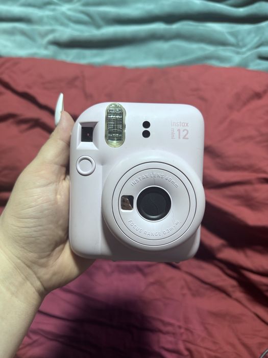 Фотоаппарат instax mini 12