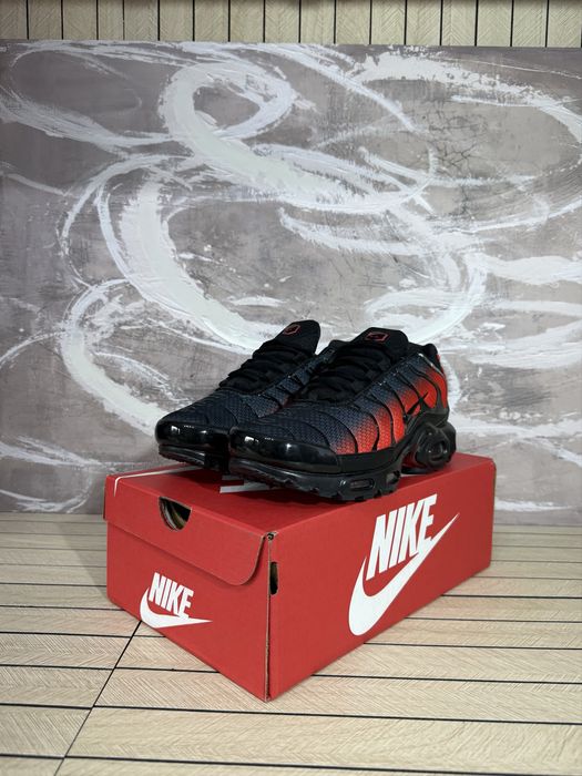 Nike Air Max Plus TN Red Black