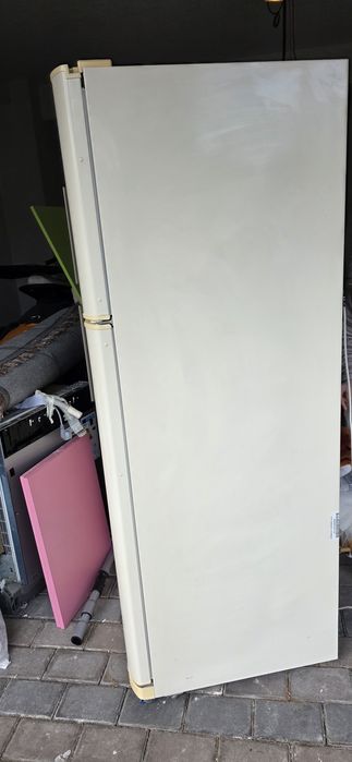 Frigider Hotpoint Ariston