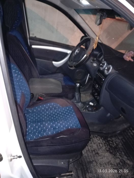 Продам машину Largus