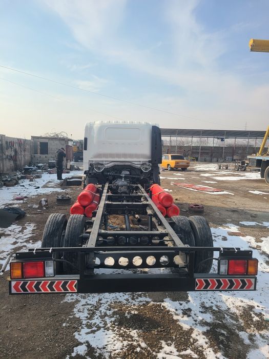 Исузу 2009й. (шасси) холатда сотилади