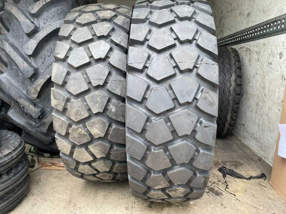 365/80 R20 BKT Anvelope noi industriale Cauciucuri de buldo Cauciucuri