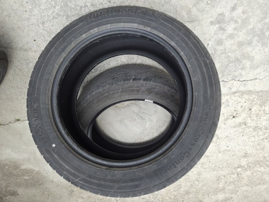 4 броя 225 55 18 Continental Conticrosscontact LX2 FR борд 225/55 R18 за 4x4 джипове или SUV.