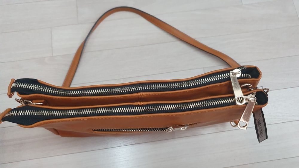 Нова дамска чанта на MOHITO