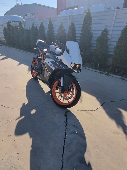Ktm rc 125  A1-16 ani