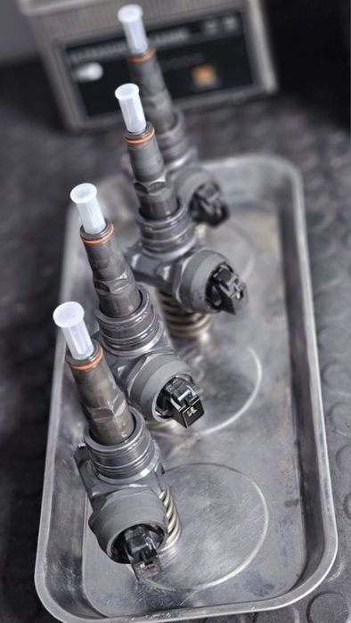 Reparatii injectoare Pd 170 cp Piezo 03G130073T

Reparatii injectoare