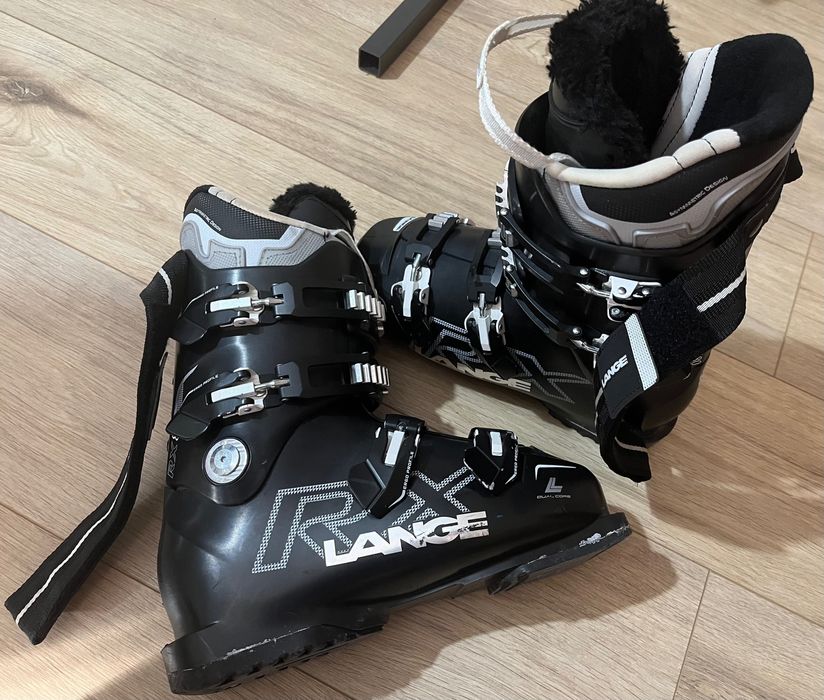 ски обувки / ски