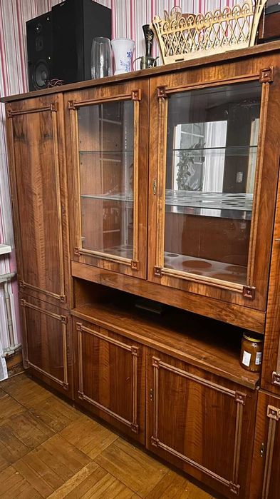 Мебель, сервант, полки