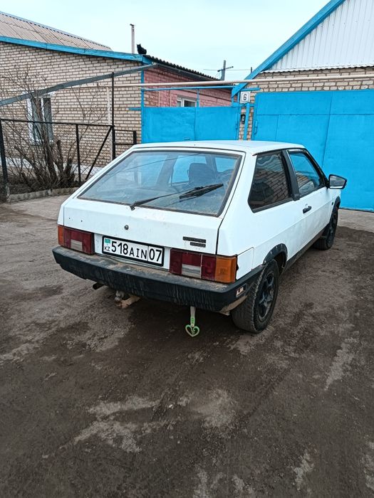 Продам машину ваз 2108