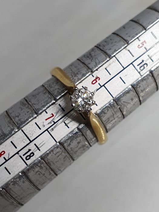 Inel de logodnă din aur de 18K cu diamant natural 0.20 ct mărimea 53
