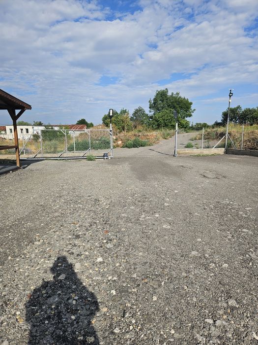 Паркинг Склад УПИ   1700.кв.м с офис 26.кв.м.