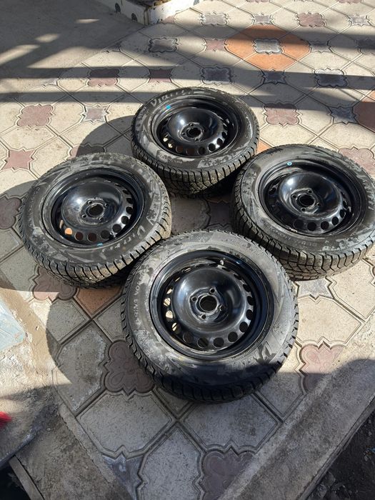 Продам зимние балонны R14 185/65