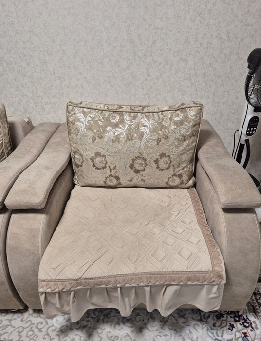 Продам мягкий уголок.