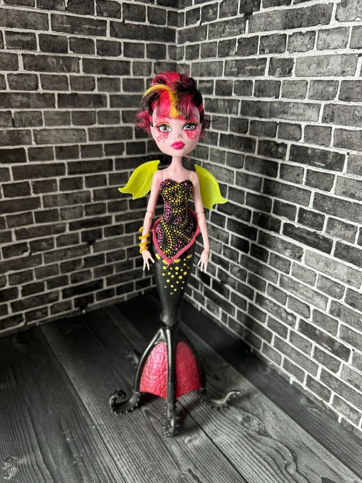 Monster high  кукла