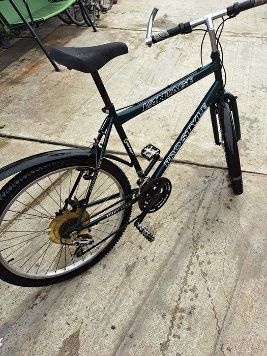 Bicicleta cu roti de 26