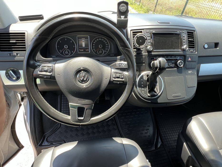 Vand WW Multivan T5 diesel 2013, 2.0 TDI - 180 CP - 7 locuri, Webasto