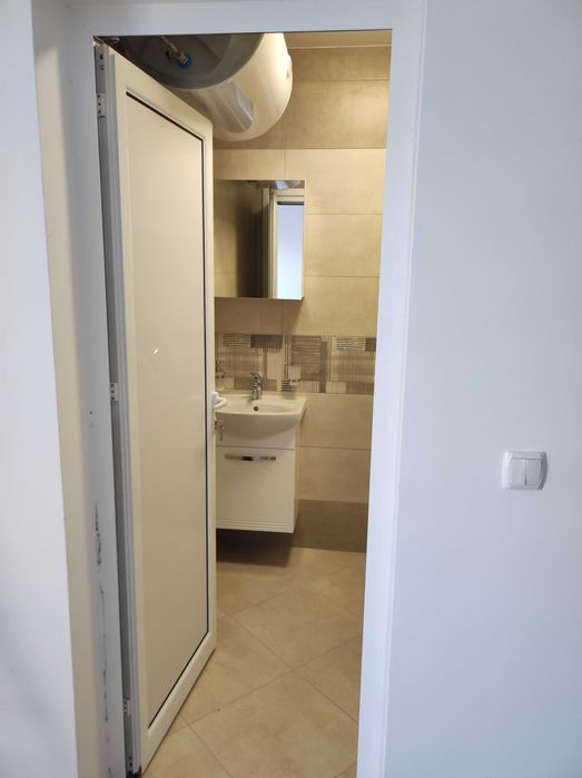 Дава се под наем Едностаен апартамент в Разлог - 50 кв.м за 420 € - Снимка #4