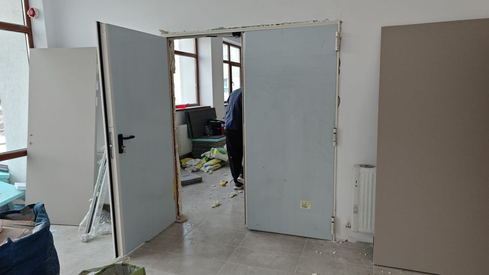 Montaje şi reparații uși interior/extrior