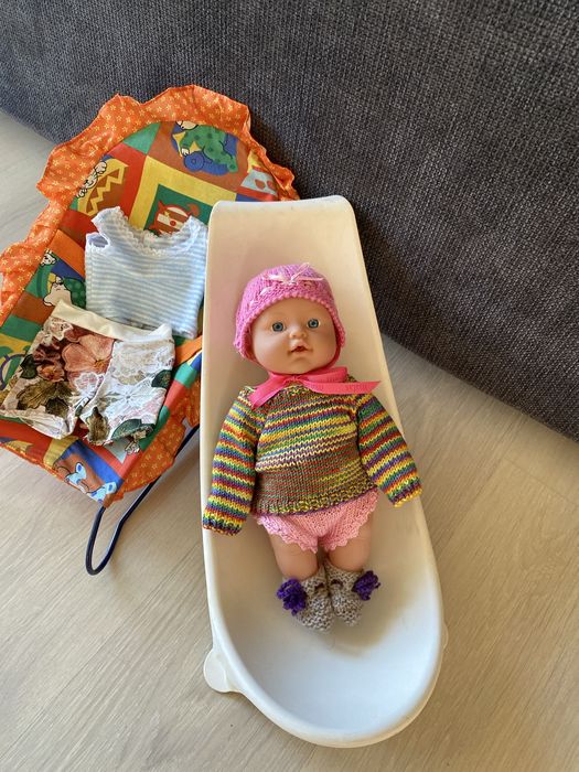 Vand påpuså cu scaun si suport baie.