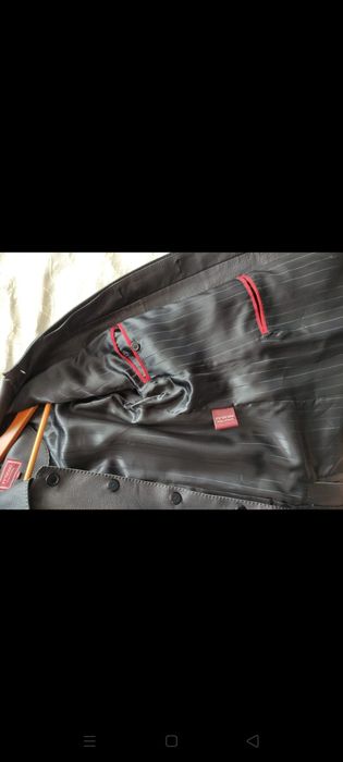 продаю новый итальянский мужской кожаный плащ!!!