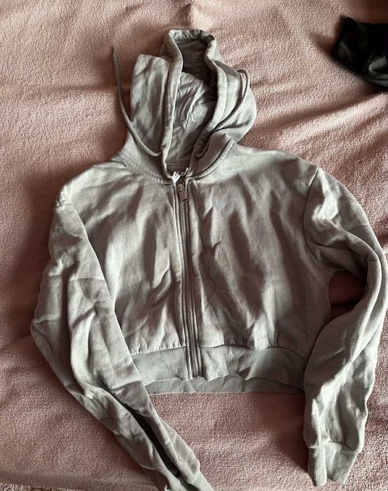 Дамски суичъри и худита: H&M, Shein, Bereshka, Cropp