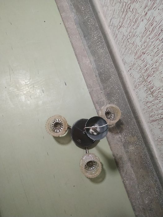 Lustra marca Guban 3 brate