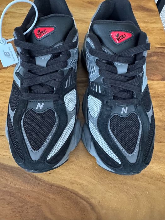 NewBalance NB 9060 Black/ Grey 38.5
