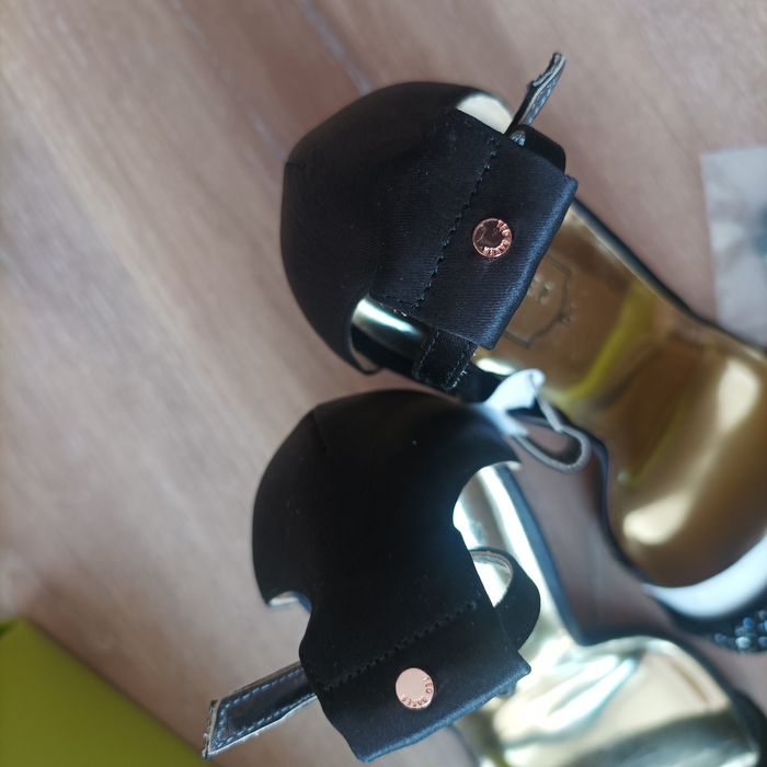 Ted Baker N41 нови сандали