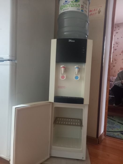 Продам диспэнсер для воды