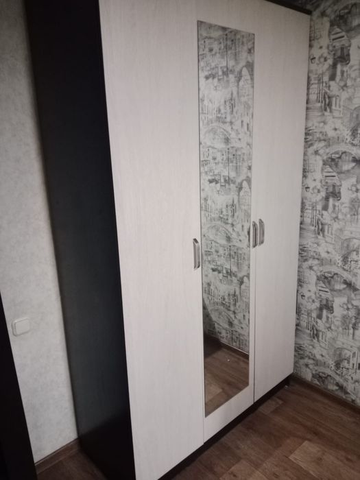 Продам шкаф в хорошем состоянии