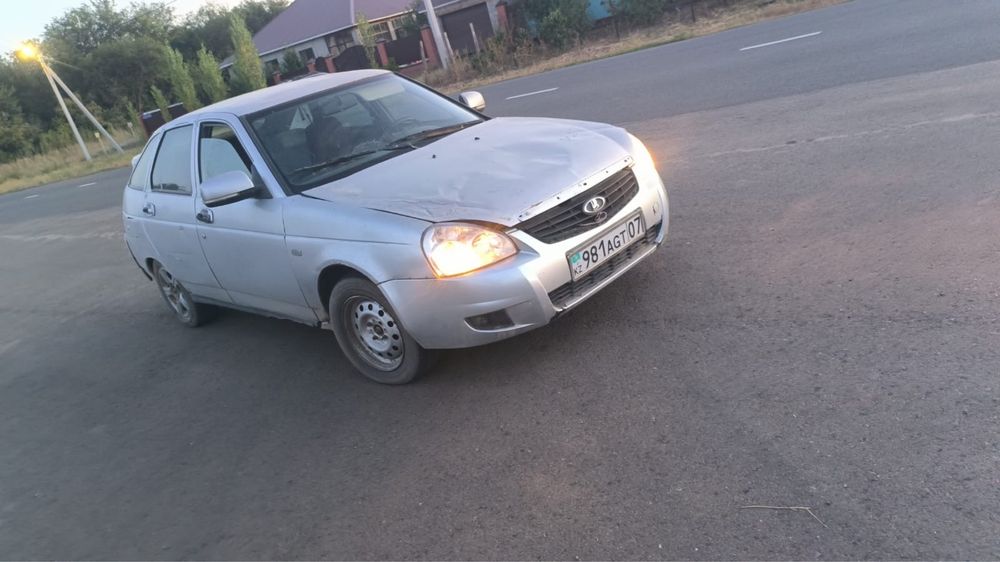 Продам машину Ваз 12 2002 года