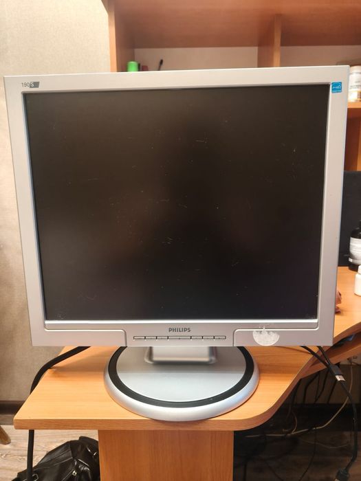 Philips 190S Монитор