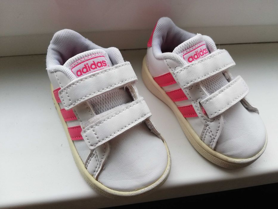 Детски комплект адидас и маратонки