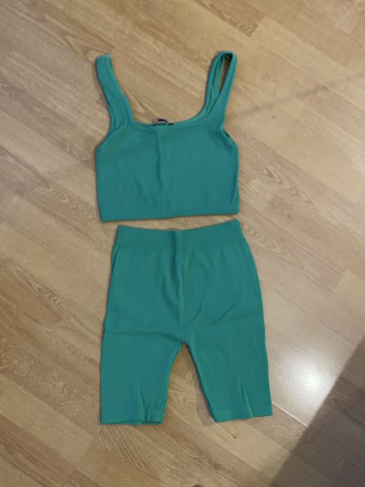 Zara зелен спортен сет