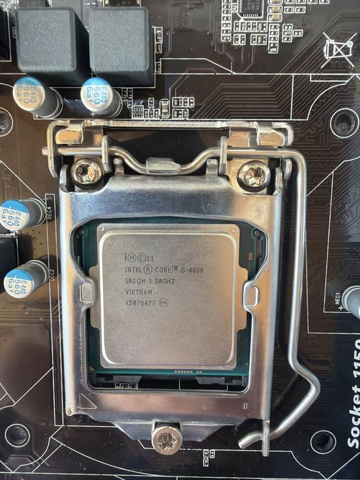 Kit placa baza h81m cu procesor i5 4gen si memorie