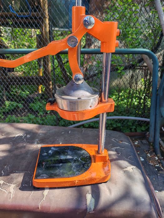 Storcător profesional de citrice și rodii  Zokura