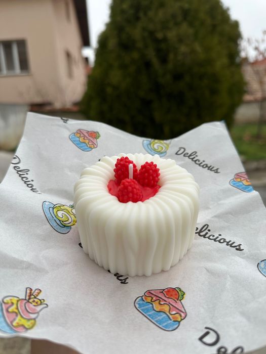 Свещ - торта от 100% соев восък