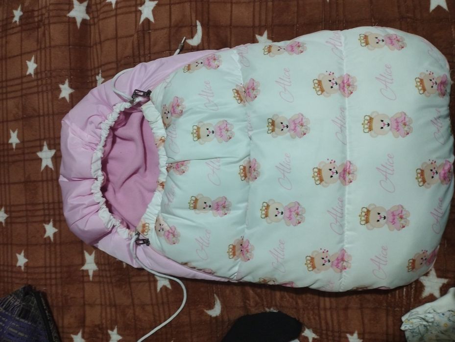 Продам конверт в идеальном состоянии девчачий