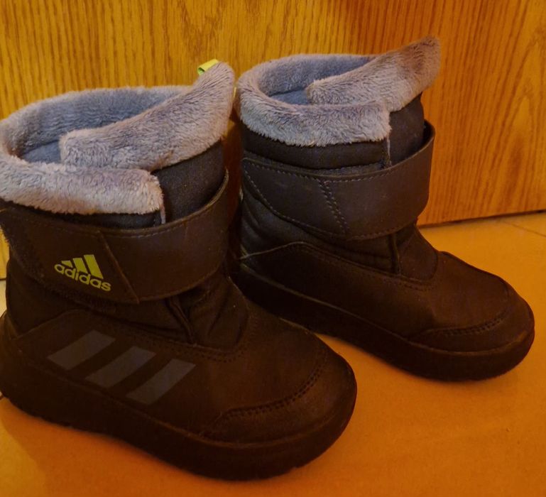 Детски ботушки Adidas