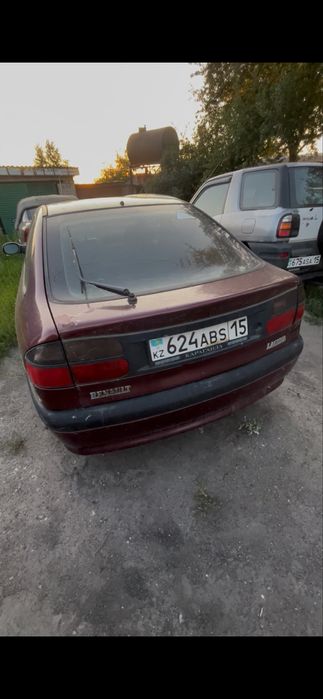Renault laguna 1994г