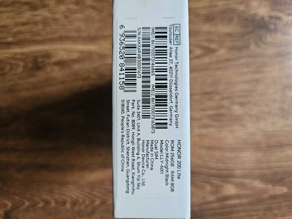 Продавам смартфон HONOR 200 Lite, 256GB/8GB, Midnight Black