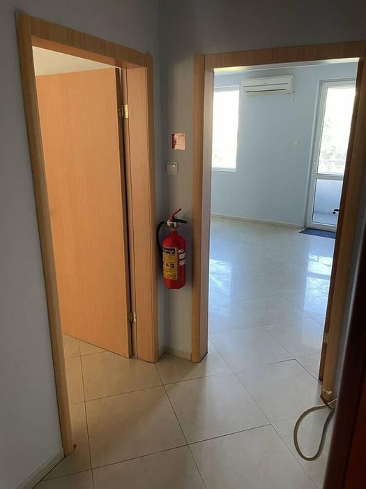 Дава се под наем Магазин в Бургас, Център - 25 кв.м за 510 € - Снимка #4