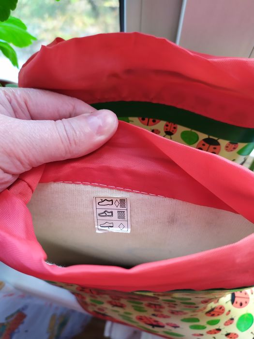 Обувь для девочки. Размеры разные.