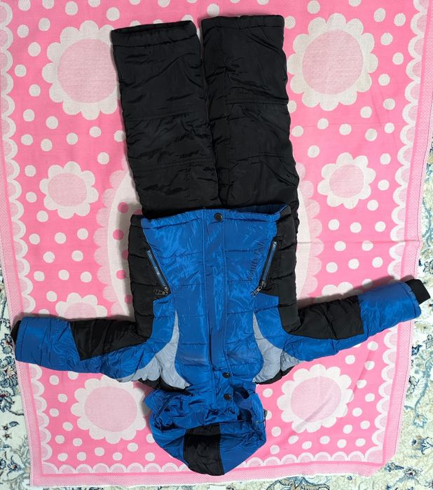 Продам детские комбинезоны