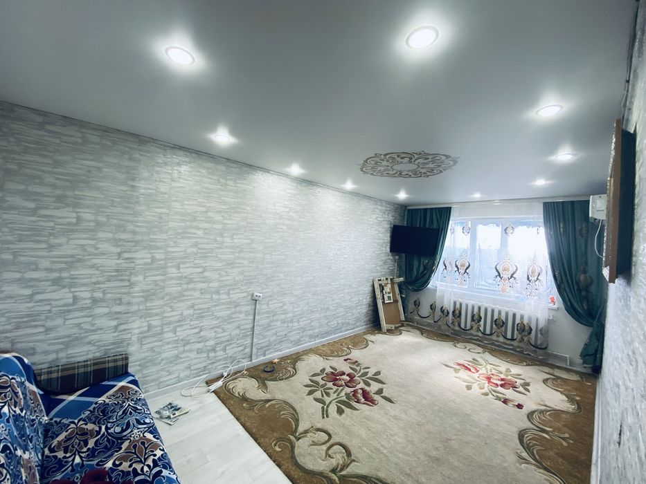 Ж.Жабаев 71 дом 2-х комнт. квартира сатылады