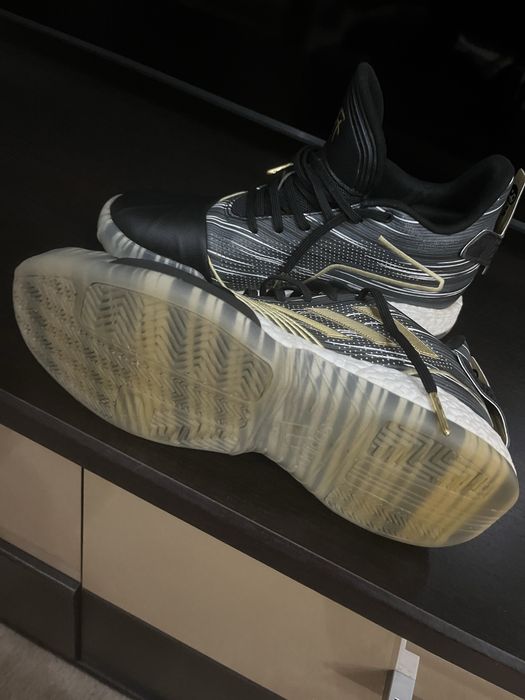 Adidas pentru barbat marime 41  1/3